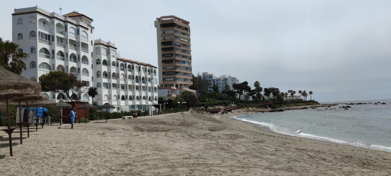 Aguamarina A3 Vistas Al Mar Primera Linea De Playa Lägenhet Mijas Costa Exteriör bild